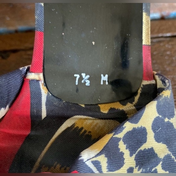 Vintage Stuart Weitzman colorful Animal Print Kitten Heels - Picture 5 of 11